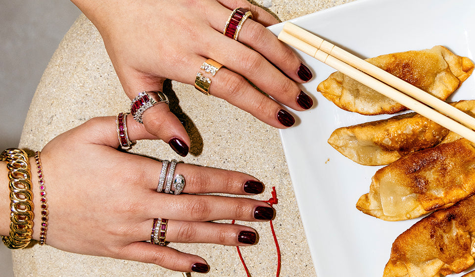 6 Types of Jewelry to Symbolize New Beginnings