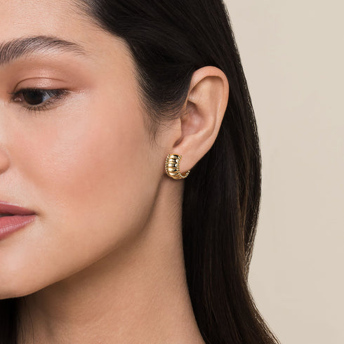 Bujukan 14K Yellow Gold Huggie Earrings - 3