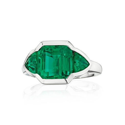 3 Stone Emerald Ring - 2