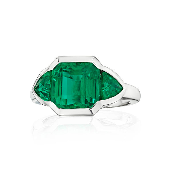 3 Stone Emerald Ring - 2