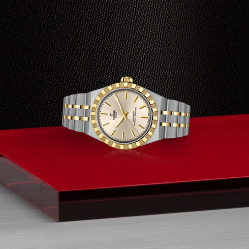 TUDOR Royal Watch - 3