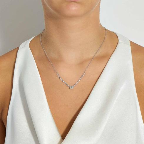 1.27ct Emerald Shape And Round Diamond Necklace - 2