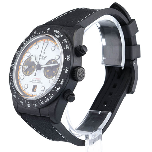 Black Bay Chrono Carbon 26 Watch - 3
