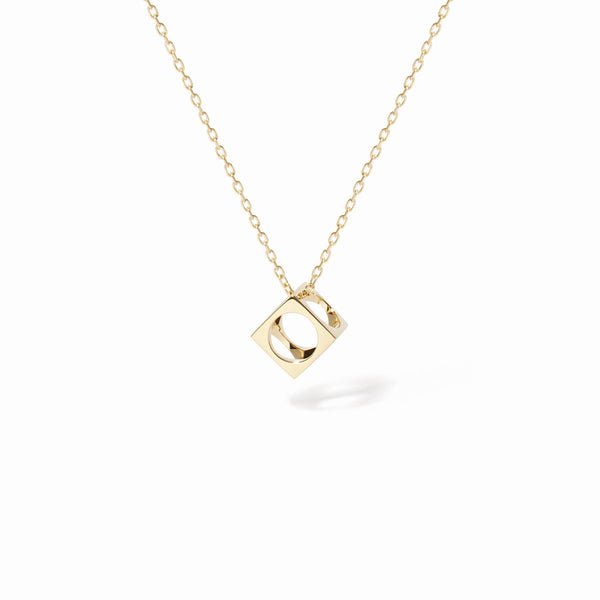 Le Pavé Small Pendant in 18K Yellow Gold - 1