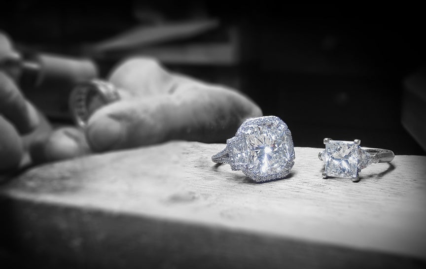 Professionally Jewelry Service