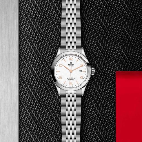 1926 28 Watch - 3