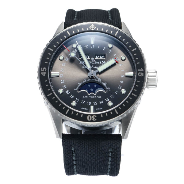 Bathyscaphe Quantième Complet Phases de Lune Watch - 1