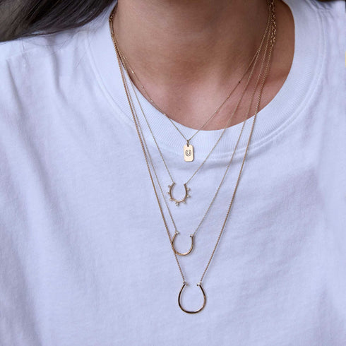 14k Gold Graduating Prong Diamond Horseshoe Necklace - 2